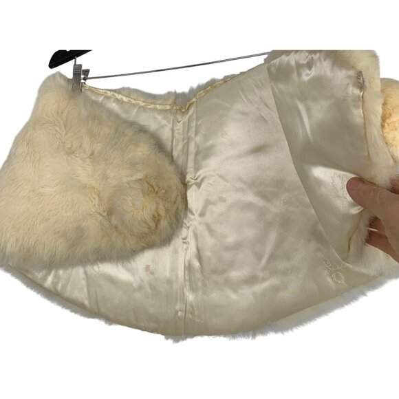 Vintage Ivory Genuine Fur Stole Wrap Pom Poms & Satin Lining RN10221 - Picture 4 of 6
